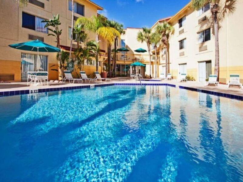 La Quinta By Wyndham St. Pete-Clearwater Airport Hotel Buitenkant foto