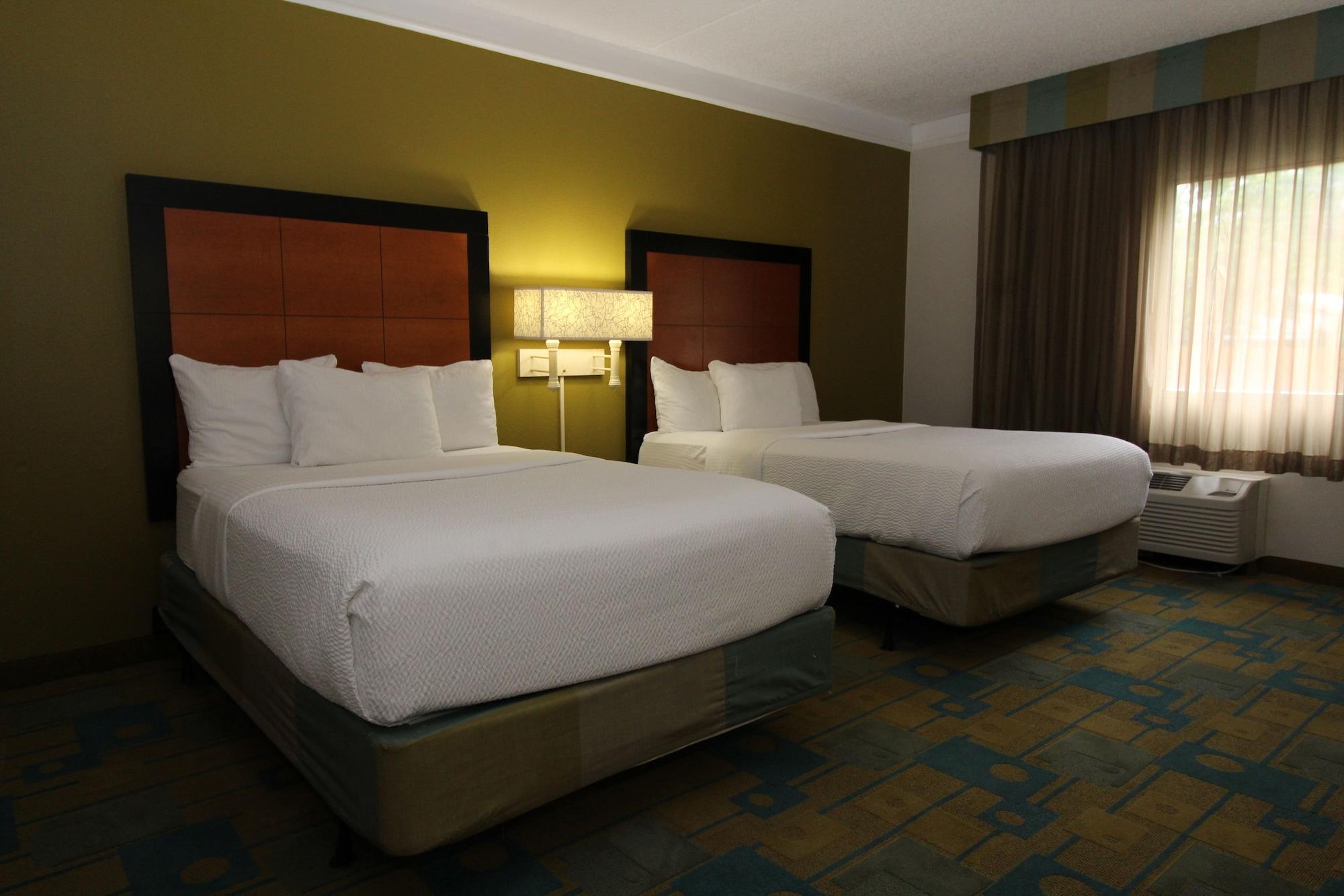 La Quinta By Wyndham St. Pete-Clearwater Airport Hotel Buitenkant foto