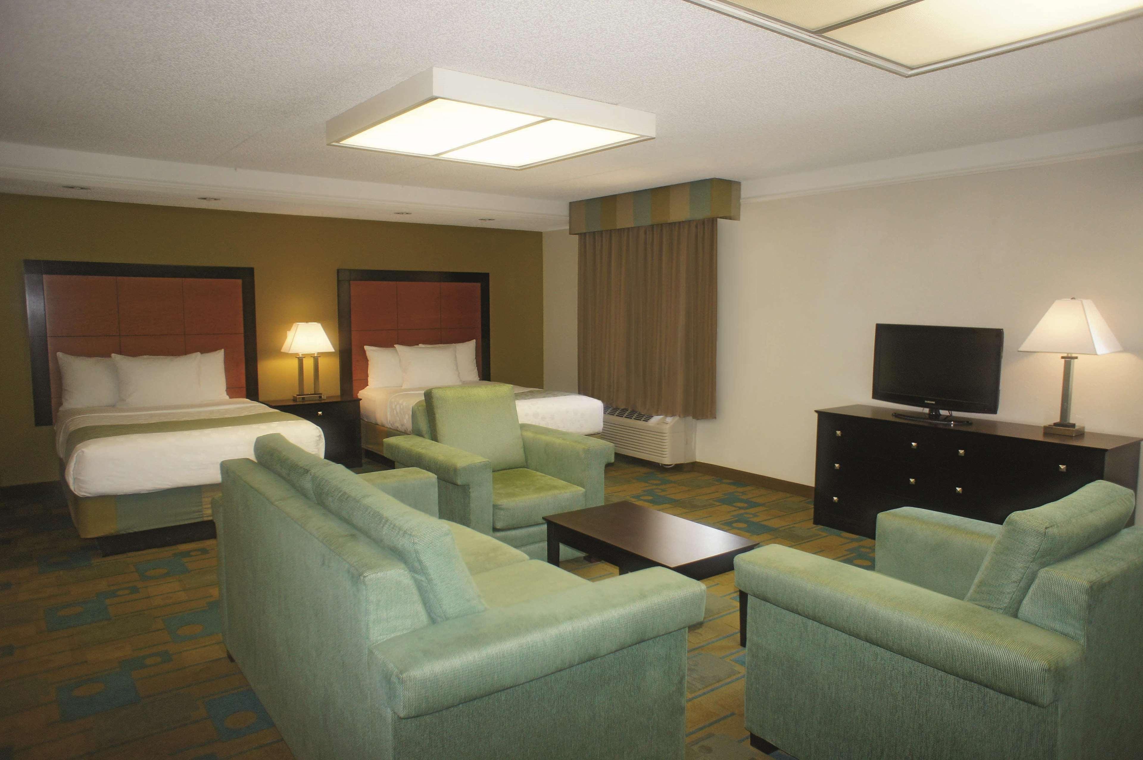 La Quinta By Wyndham St. Pete-Clearwater Airport Hotel Buitenkant foto