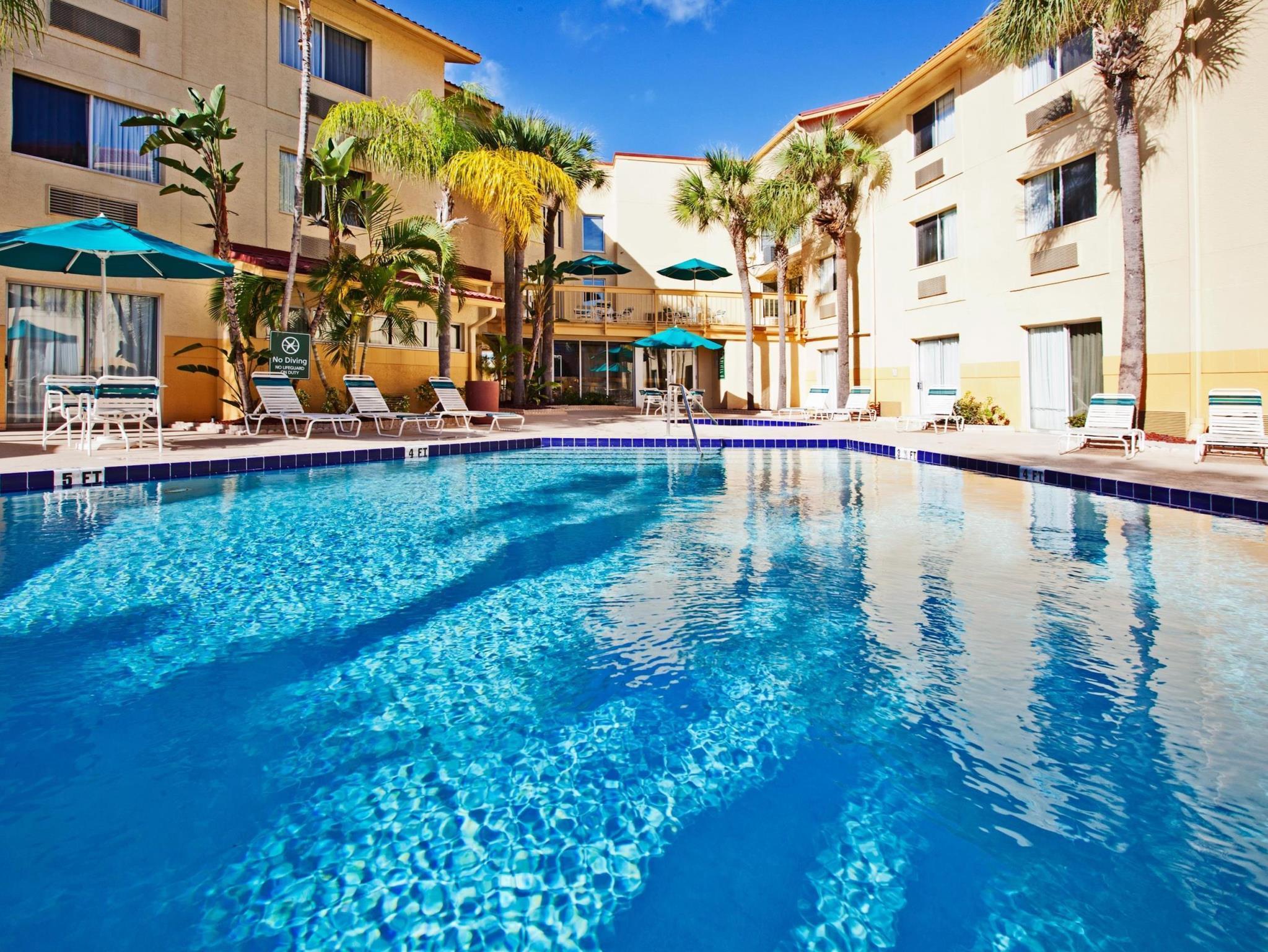 La Quinta By Wyndham St. Pete-Clearwater Airport Hotel Buitenkant foto