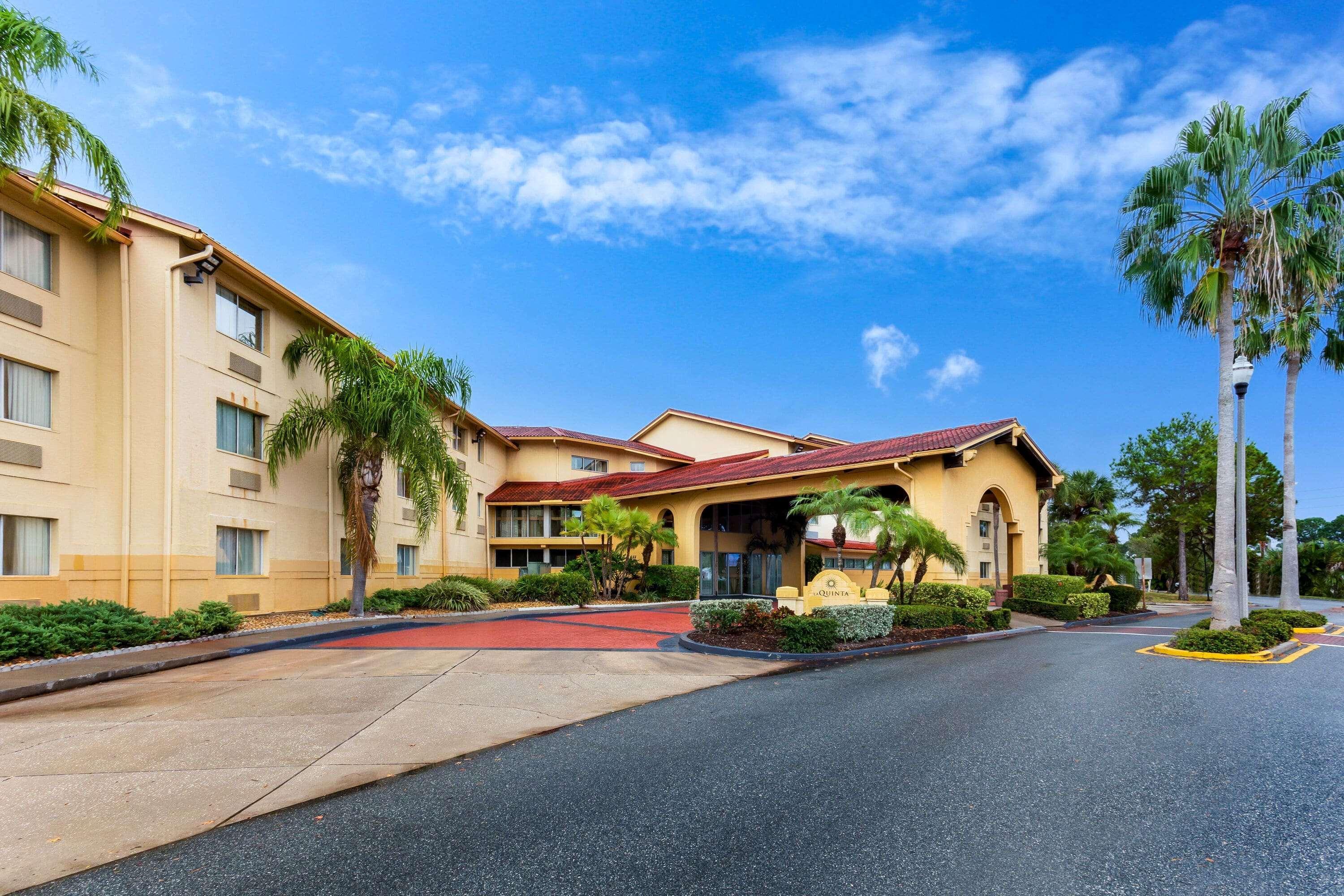 La Quinta By Wyndham St. Pete-Clearwater Airport Hotel Buitenkant foto