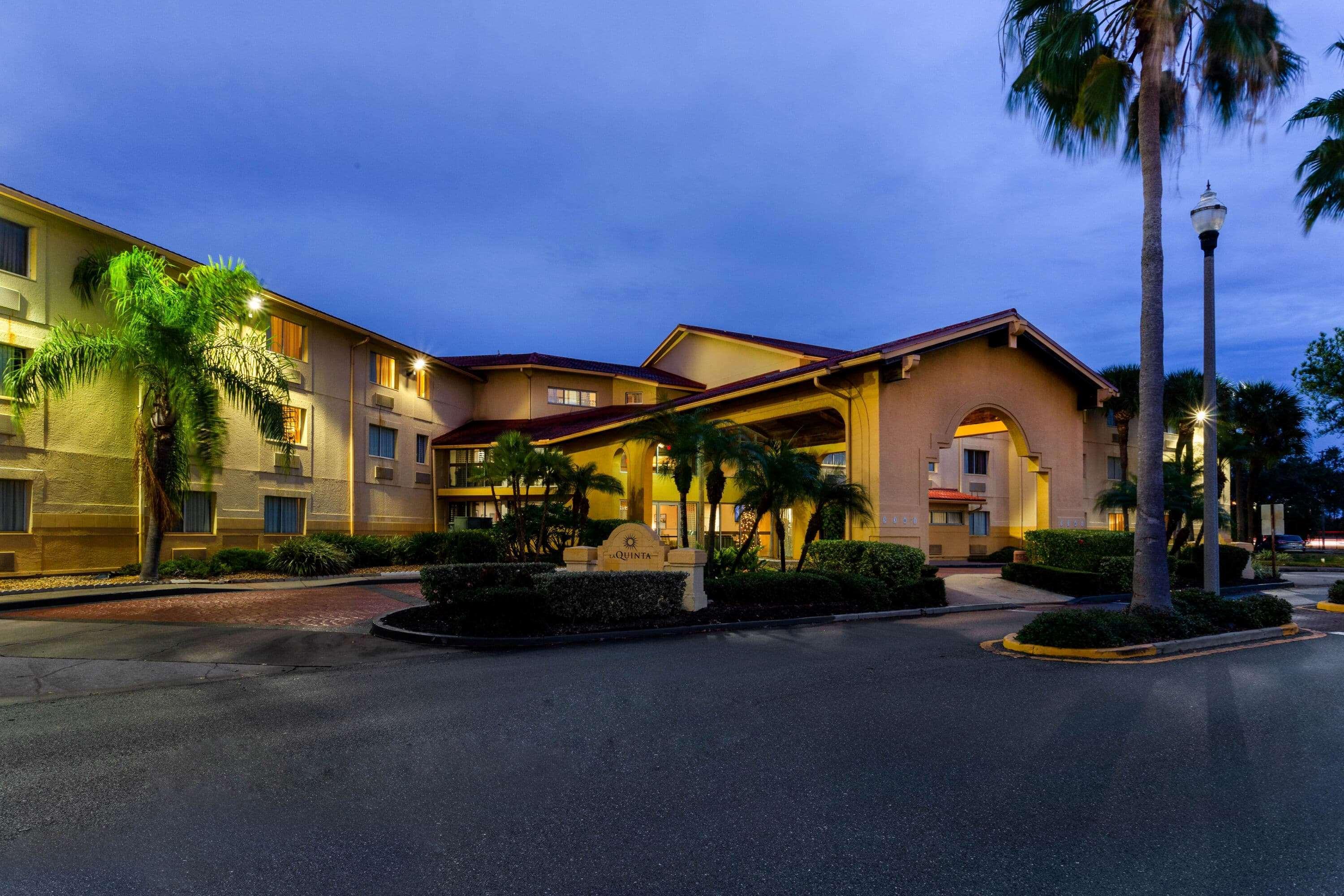 La Quinta By Wyndham St. Pete-Clearwater Airport Hotel Buitenkant foto