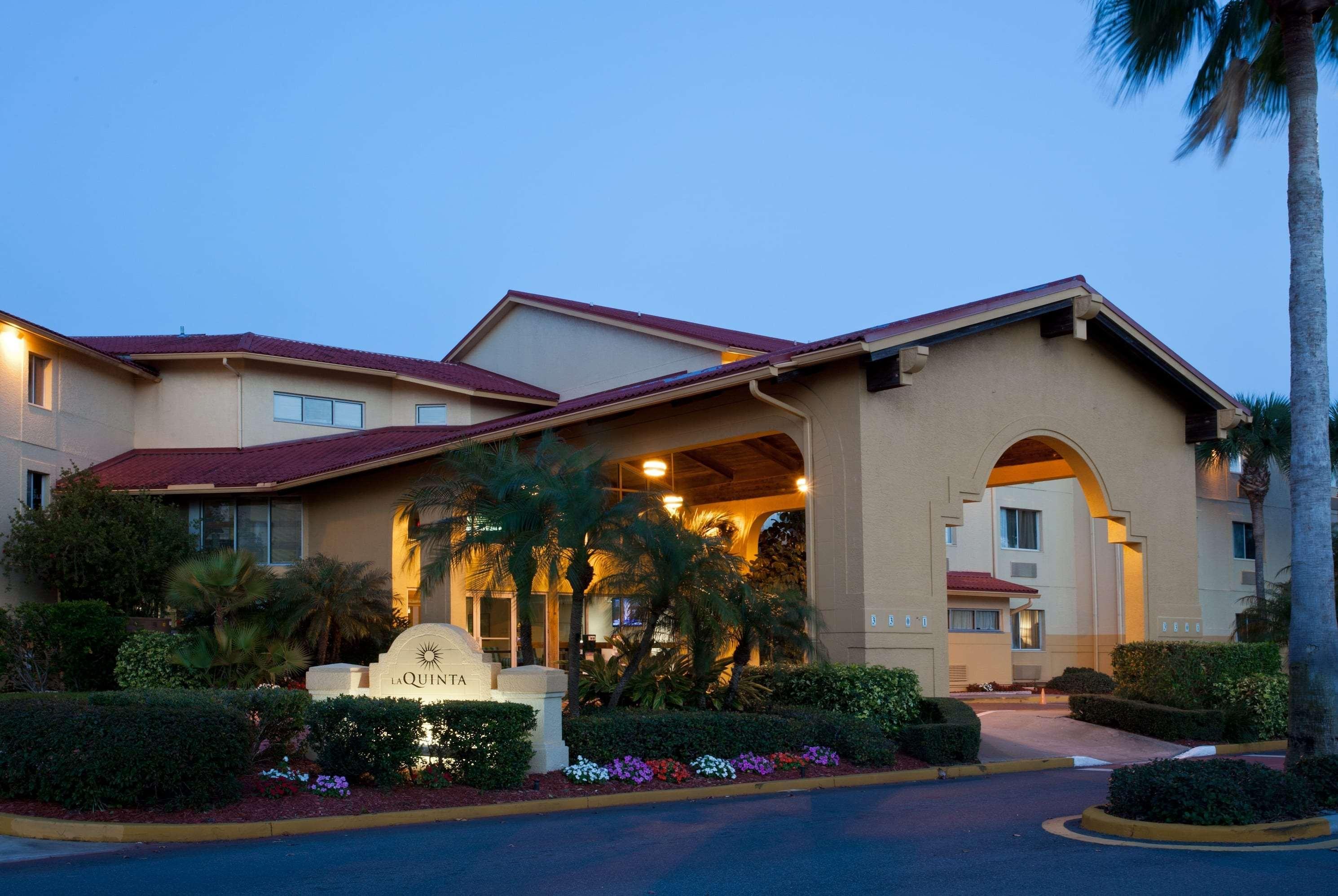 La Quinta By Wyndham St. Pete-Clearwater Airport Hotel Buitenkant foto